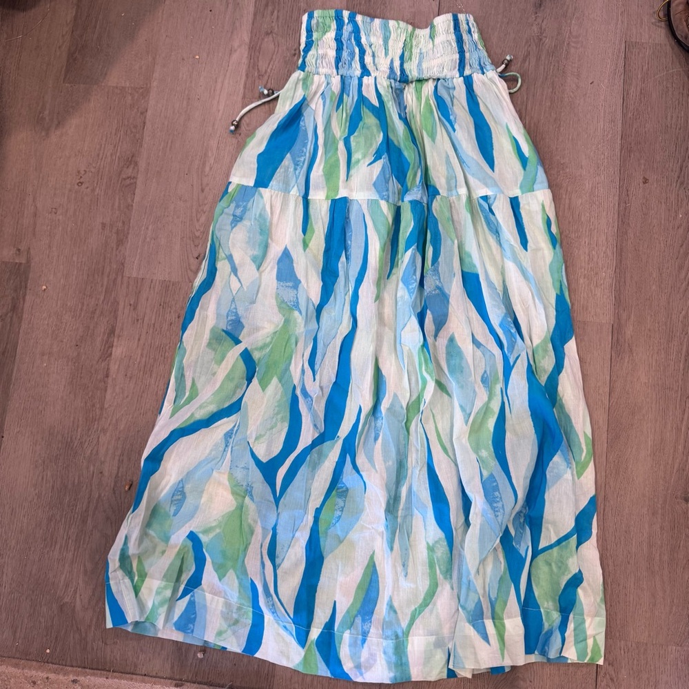 Elan Smocked Midi Cotton Cover-Up Skirt in Azure Amalfi Size Medium 100% Cotton - Picture 4 of 5